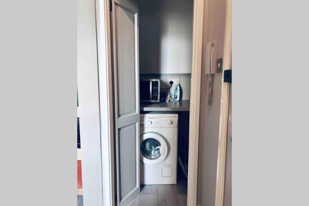 Seaside Escape - Gorgeous 2 Bed Apartment In St-Leonards-On-Sea Hastings Eksteriør billede