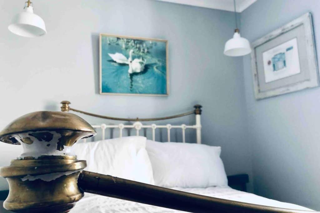 Seaside Escape - Gorgeous 2 Bed Apartment In St-Leonards-On-Sea Hastings Eksteriør billede