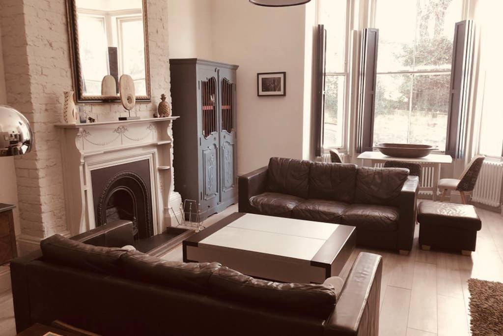 Seaside Escape - Gorgeous 2 Bed Apartment In St-Leonards-On-Sea Hastings Eksteriør billede